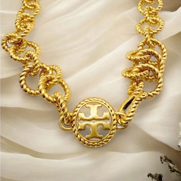 Tori Burch Textured Rope Gold Metal Chain Necklace. - Picture 5 of 15